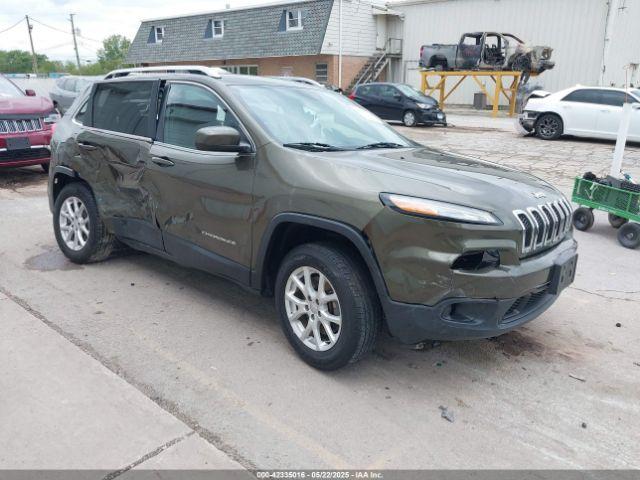 Salvage Jeep Cherokee