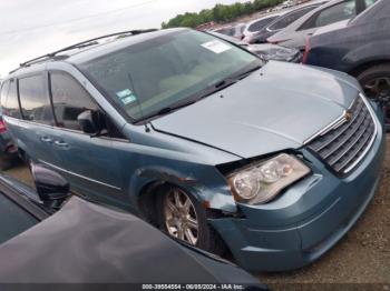  Salvage Chrysler Town & Country