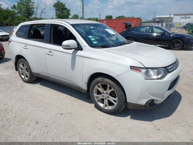  Salvage Mitsubishi Outlander