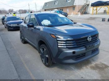  Salvage Nissan Kicks