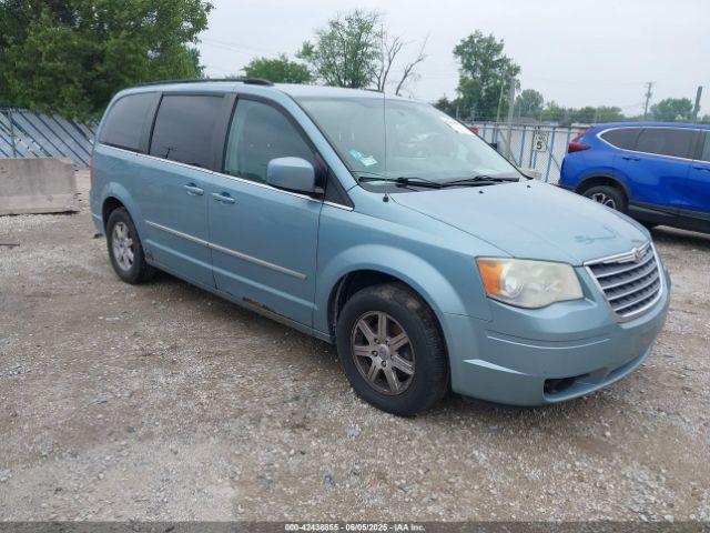  Salvage Chrysler Town & Country