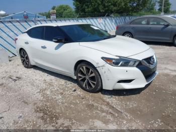  Salvage Nissan Maxima