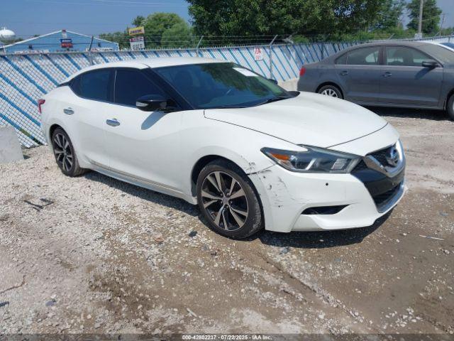  Salvage Nissan Maxima