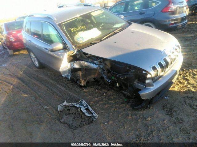  Salvage Jeep Cherokee