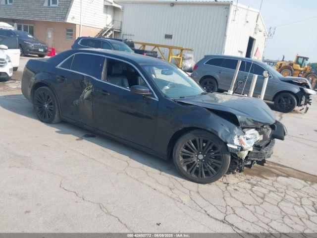  Salvage Chrysler 300