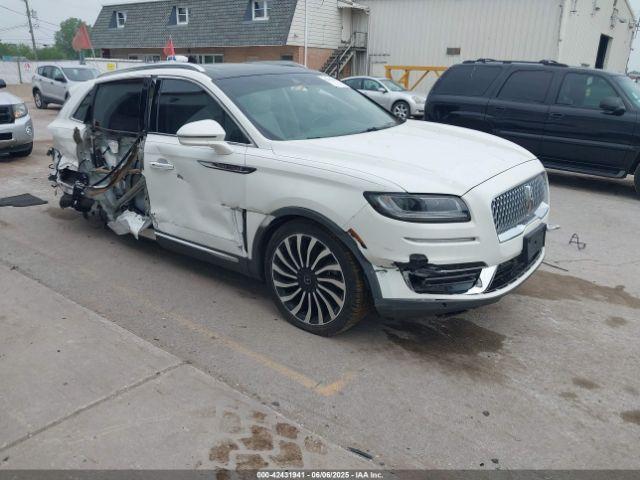  Salvage Lincoln Nautilus