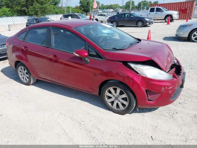  Salvage Ford Fiesta