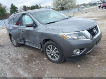  Salvage Nissan Pathfinder