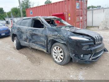  Salvage Jeep Cherokee
