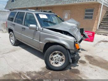 Salvage Jeep Grand Cherokee