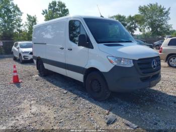  Salvage Mercedes-Benz Sprinter 1500