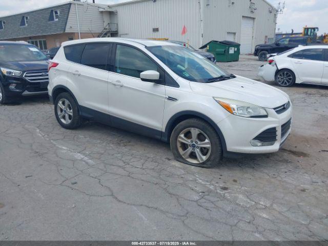  Salvage Ford Escape