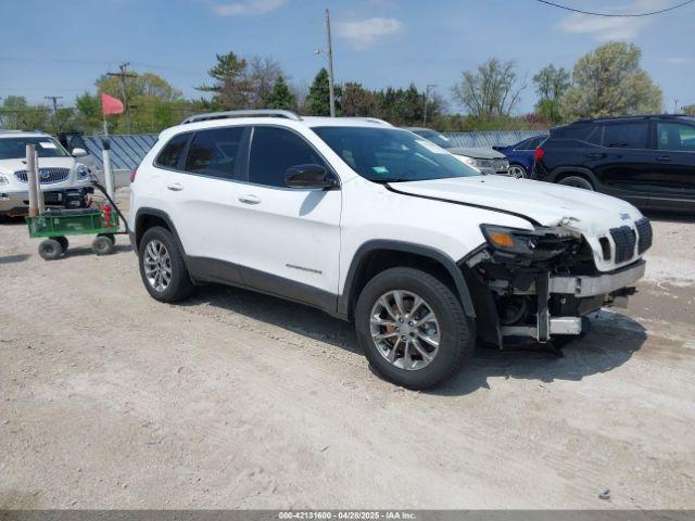  Salvage Jeep Cherokee
