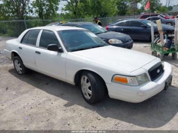  Salvage Ford Crown Victoria