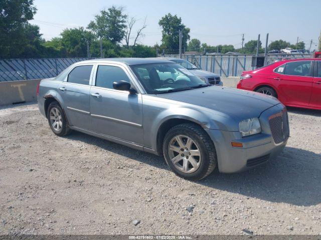  Salvage Chrysler 300