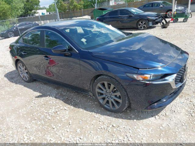  Salvage Mazda Mazda3
