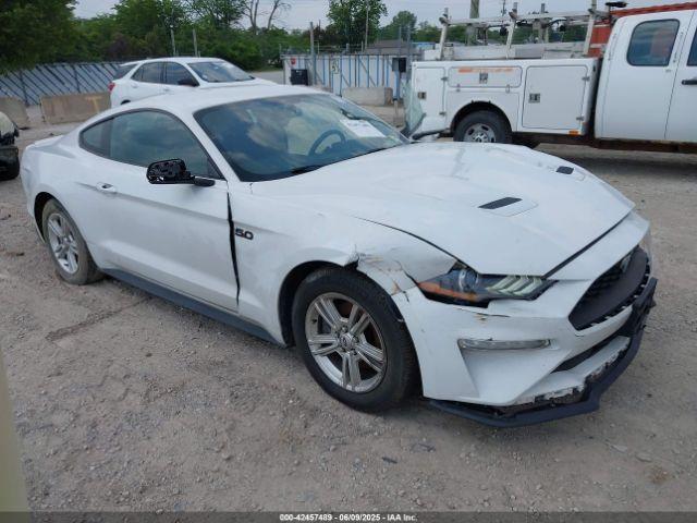  Salvage Ford Mustang