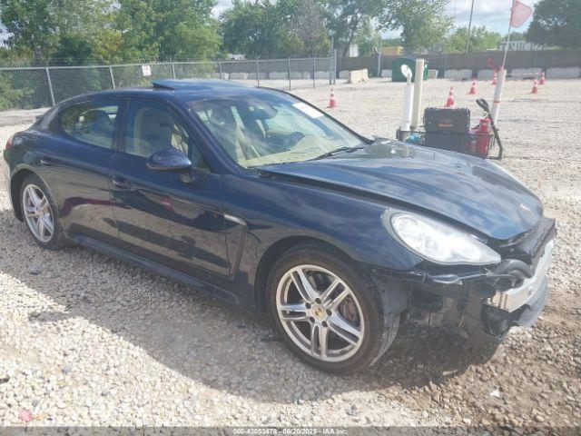  Salvage Porsche Panamera