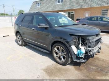  Salvage Ford Explorer