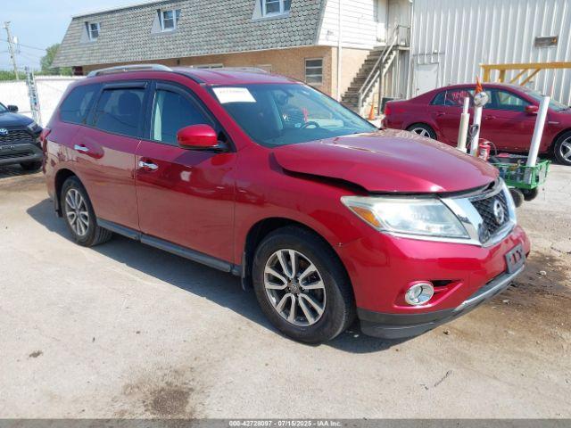  Salvage Nissan Pathfinder