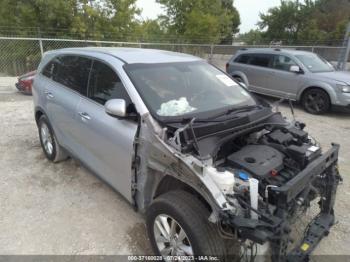  Salvage Kia Sorento