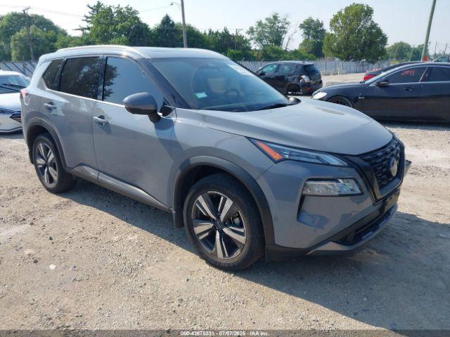  Salvage Nissan Rogue