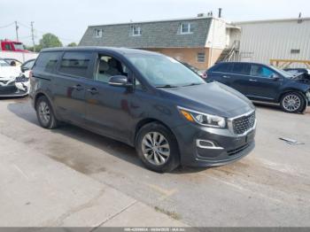  Salvage Kia Sedona