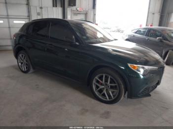  Salvage Alfa Romeo Stelvio