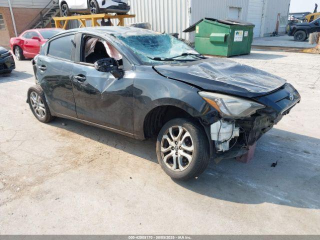  Salvage Toyota Yaris