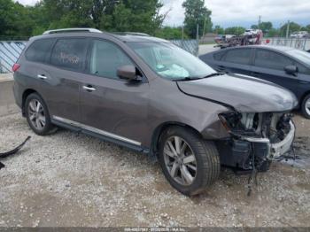  Salvage Nissan Pathfinder