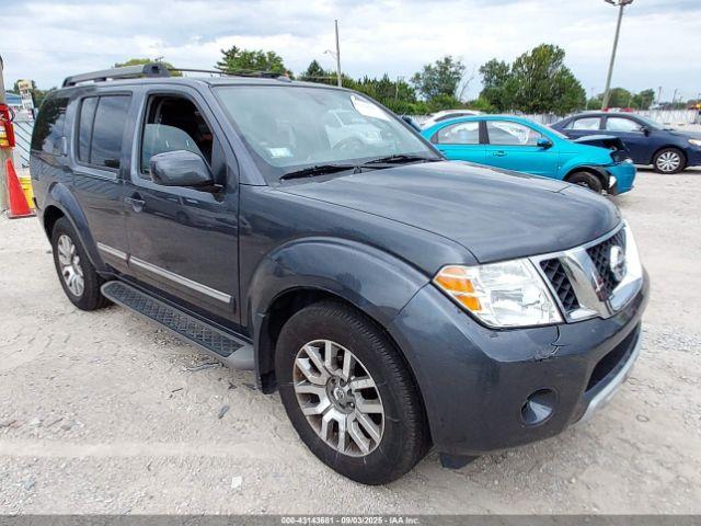  Salvage Nissan Pathfinder