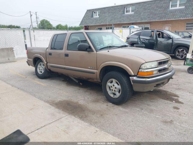  Salvage Chevrolet S-10