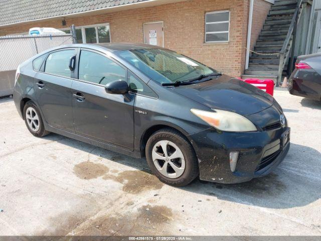  Salvage Toyota Prius