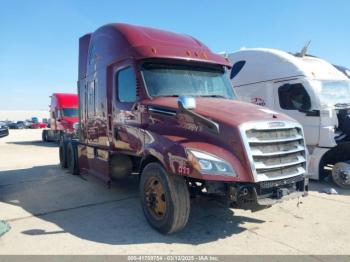  Salvage Freightliner New Cascadia 126