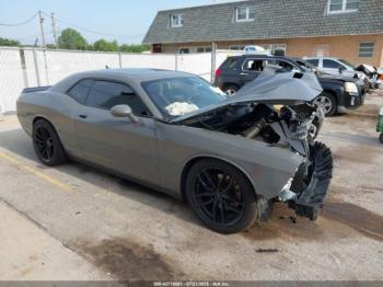  Salvage Dodge Challenger
