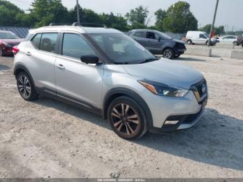  Salvage Nissan Kicks