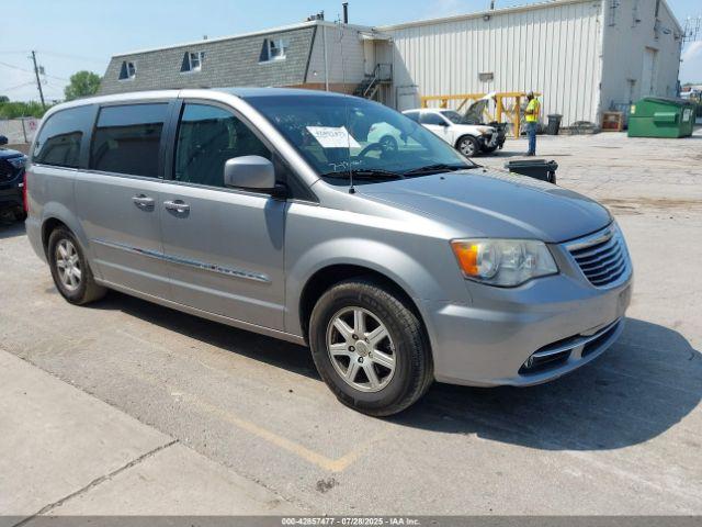  Salvage Chrysler Town & Country