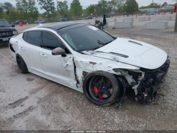  Salvage Kia Stinger