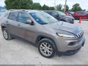 Salvage Jeep Cherokee
