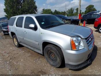  Salvage GMC Yukon