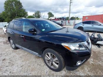  Salvage Nissan Pathfinder