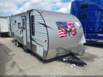  Salvage Gulf Stream Ameri-lite Travel Trailer
