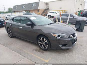  Salvage Nissan Maxima