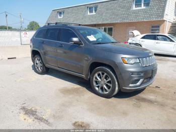  Salvage Jeep Grand Cherokee