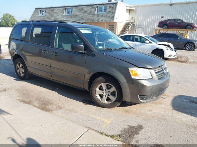  Salvage Dodge Grand Caravan