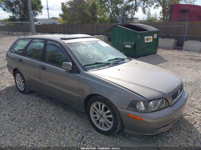  Salvage Volvo V40