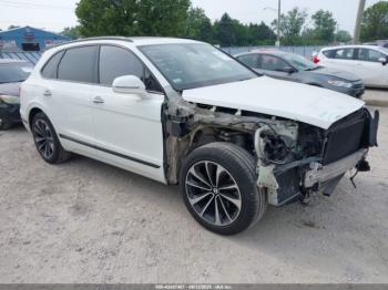  Salvage Bentley Bentayga