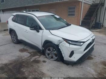  Salvage Toyota RAV4