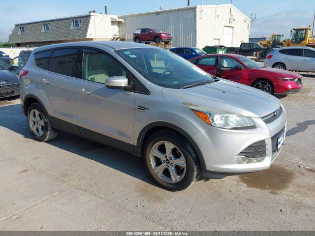  Salvage Ford Escape