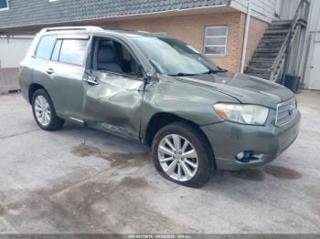  Salvage Toyota Highlander